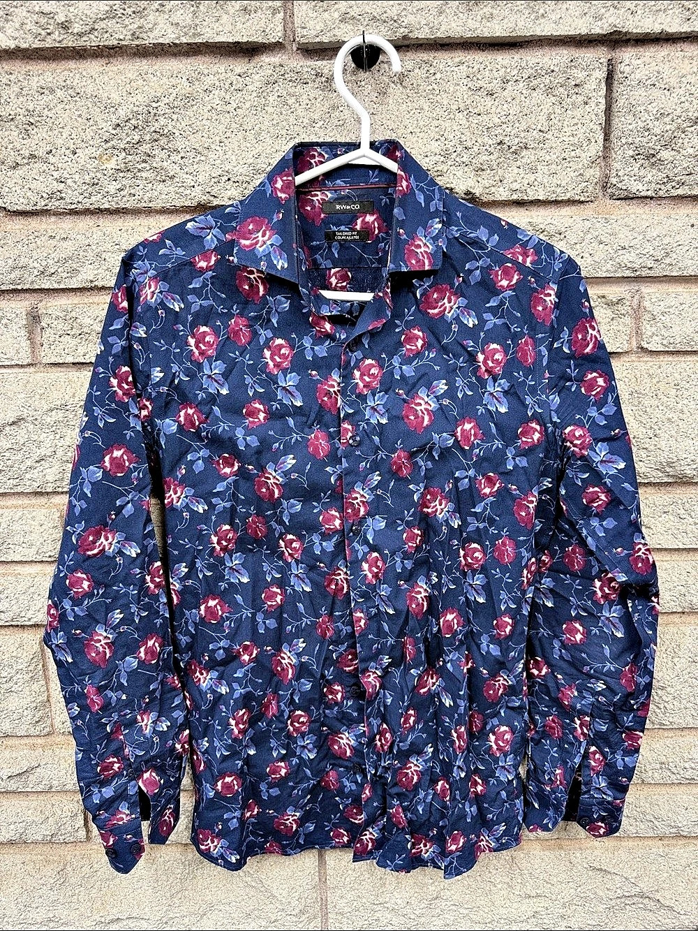 RW&CO Men's Navy Blue Burgundy Floral Button-Up Shirt Tailored Fit P2P 20"